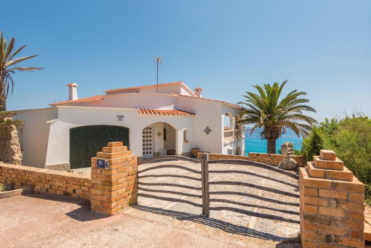 Villa Torre Vea Punta Prima  Eksteriør billede